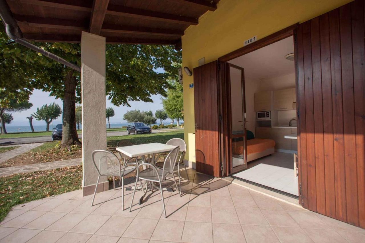 Holiday Homes In Sirmione/Gardasee 22174 Bagian luar foto